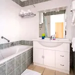 Διαμέρισμα 1 Bedroom Lovely In