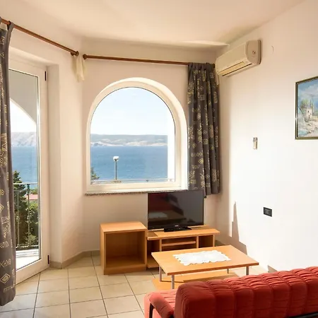Lovely In With Wifi Appartement Novi Vinodolski